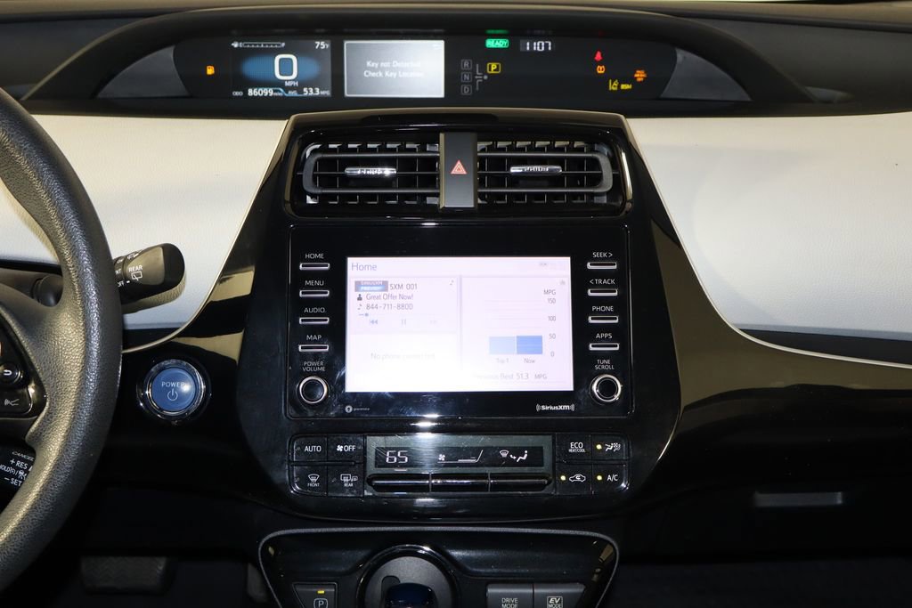 Used 2022 Toyota Prius LE image 24