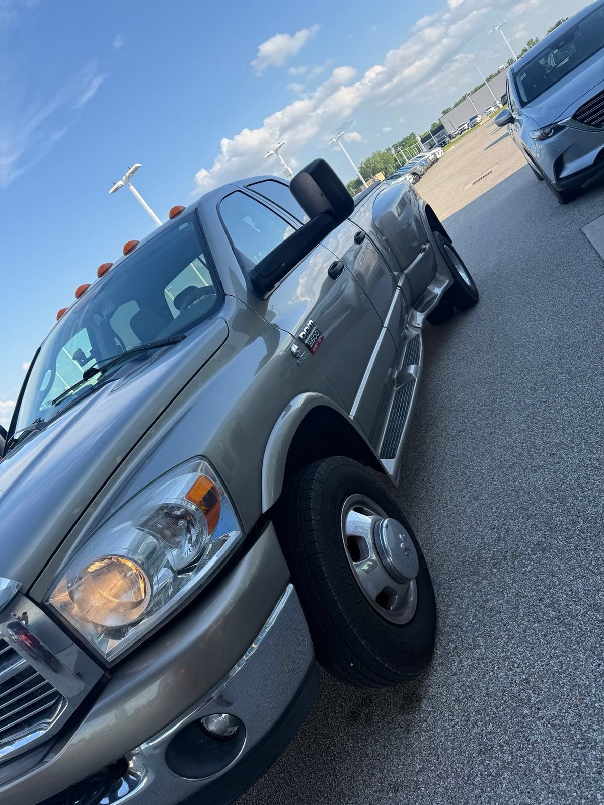 Used 2008 Dodge Ram 3500 Truck SLT w/ Popular Equipment Group AWD/4WD image 2
