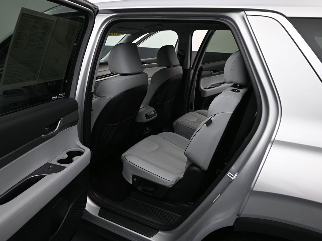 Used 2025 Hyundai Palisade SEL image 11