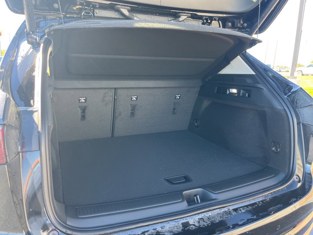 New 2024 Buick Envision Sport Touring image 5