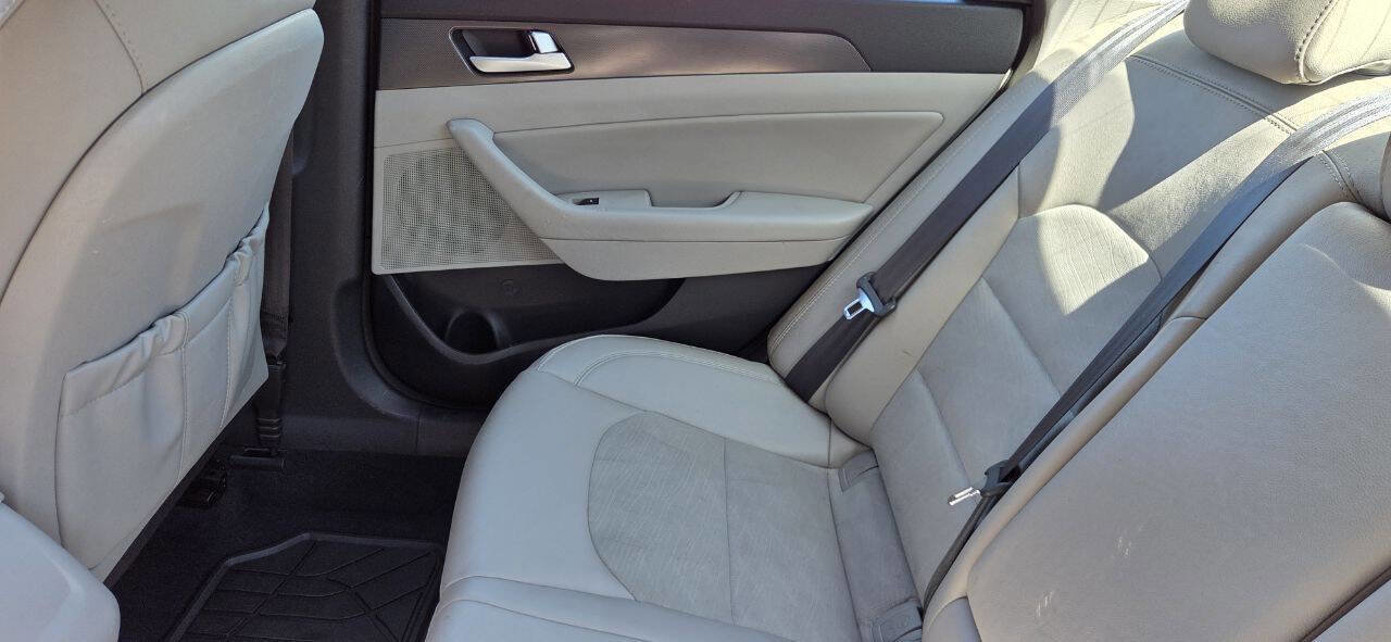 Used 2015 Hyundai Sonata Sport w/ Option Group 03 image 15