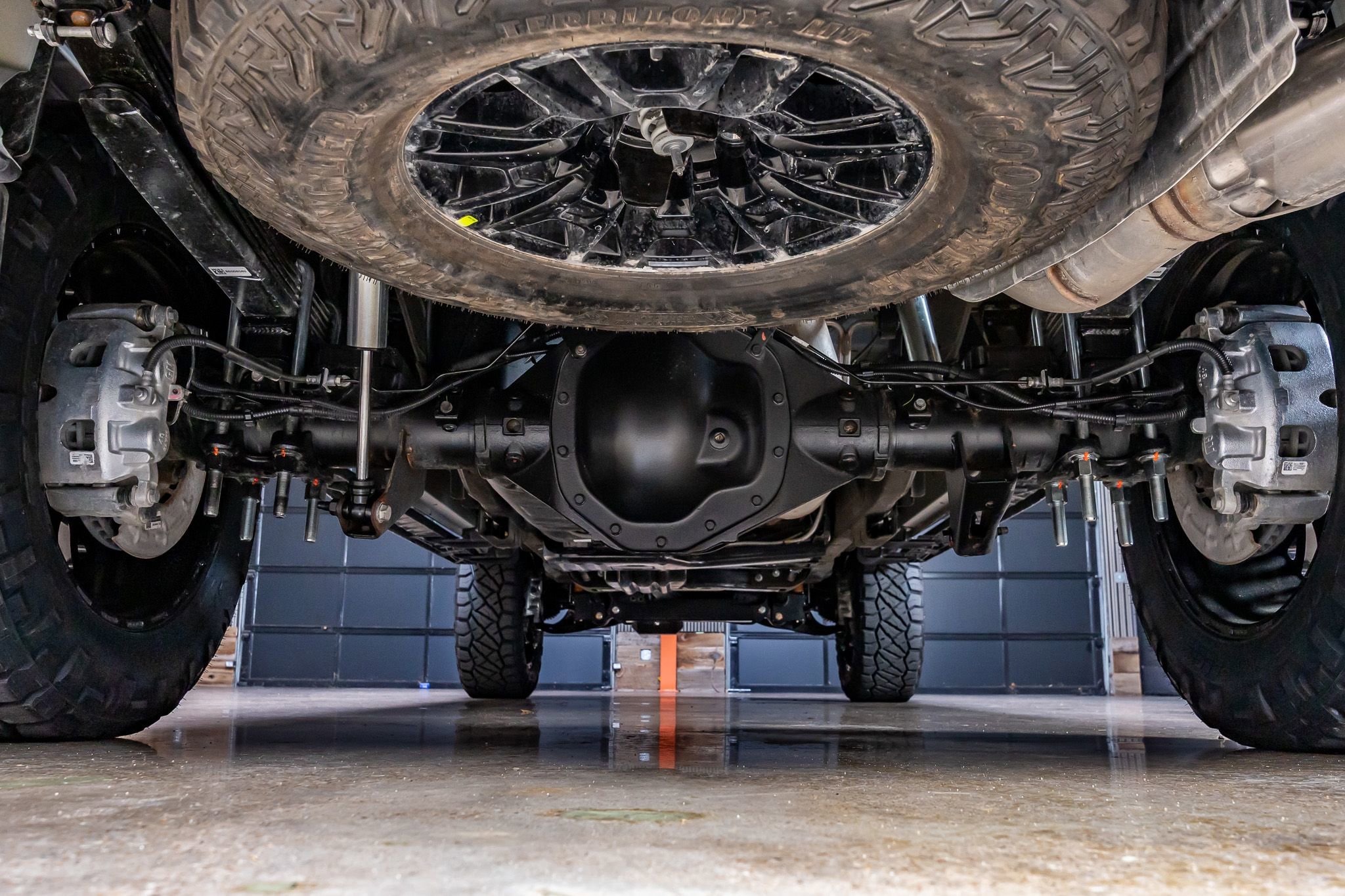 Used 2025 Chevrolet Silverado 2500 ZR2 w/ Technology Package image 16