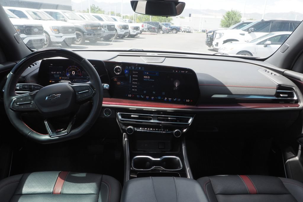 Used 2024 Chevrolet Traverse RS AWD/4WD image 18