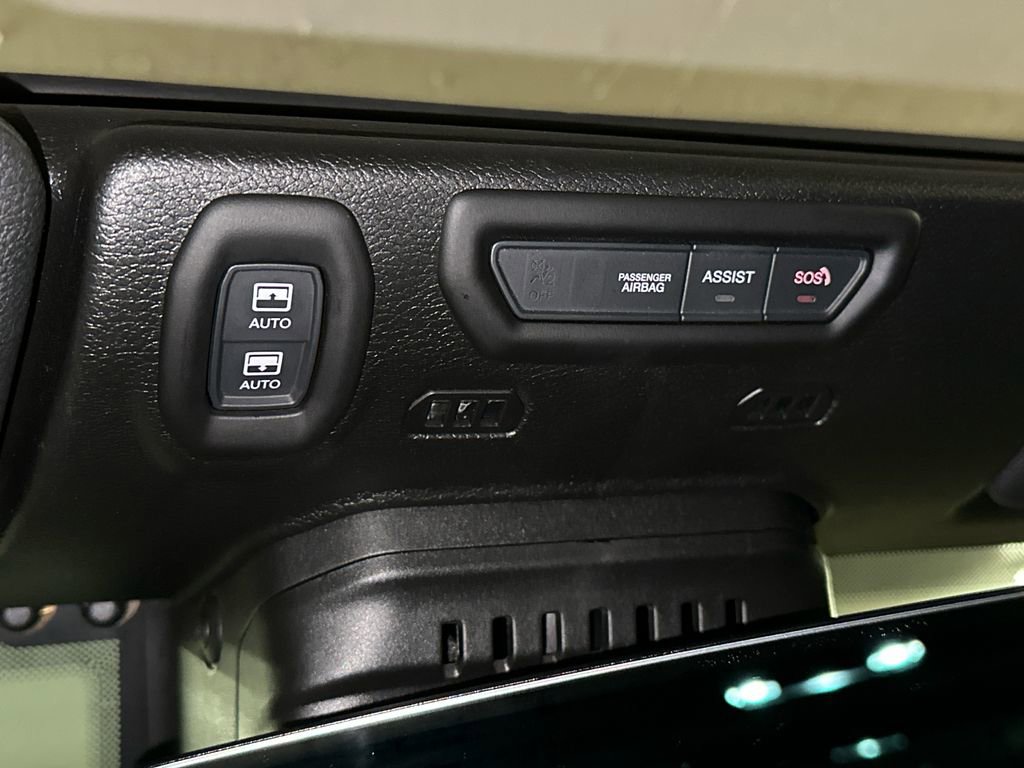 Used 2022 Jeep Wrangler Unlimited Sahara image 26