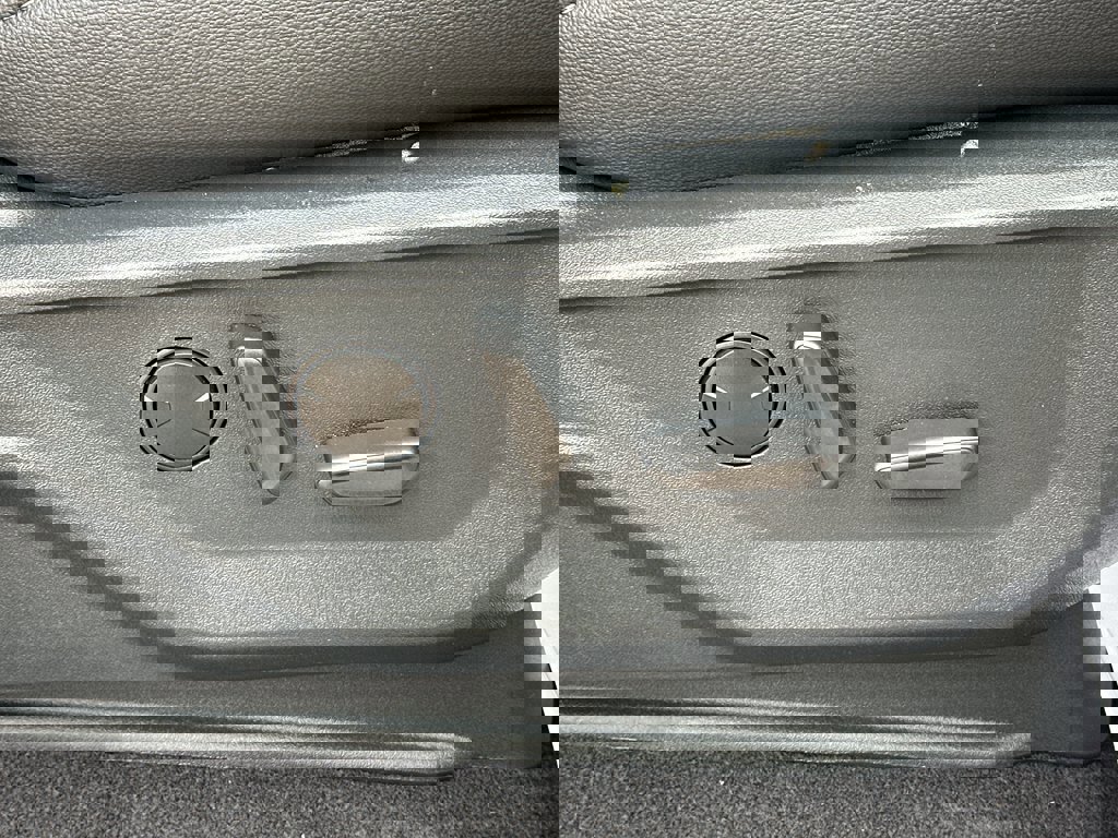 New 2025 Ford F150 Lariat w/ Equipment Group 501A Mid image 37