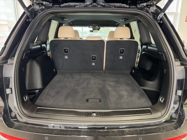 Used 2025 Jeep Grand Cherokee Limited image 10