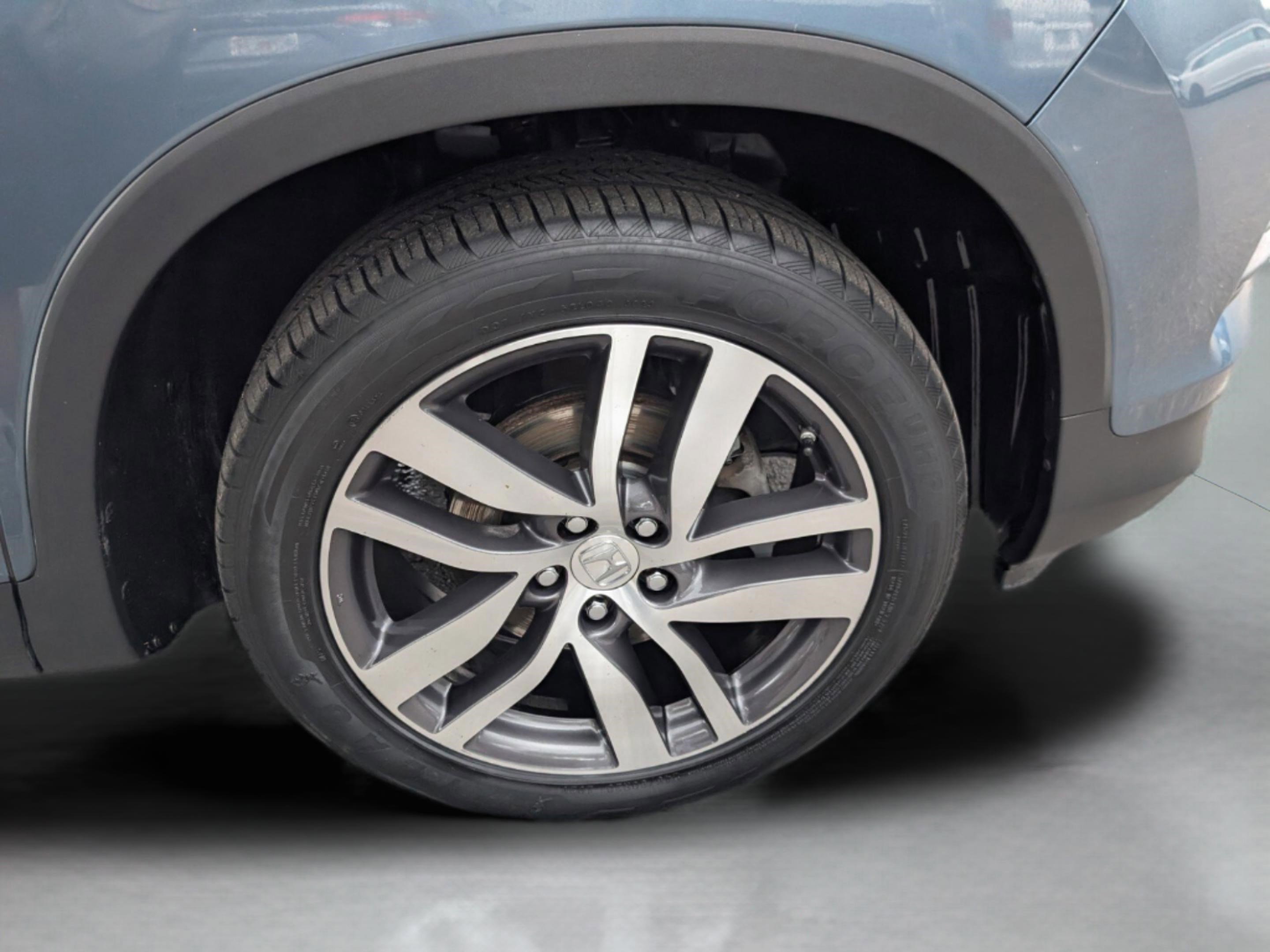 Used 2018 Honda Pilot Elite image 26