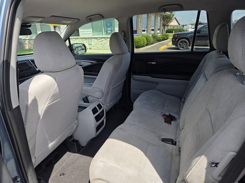 Used 2019 Honda Pilot LX image 11