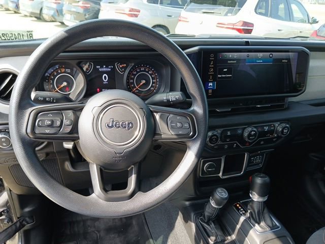 Used 2024 Jeep Gladiator Sport image 19