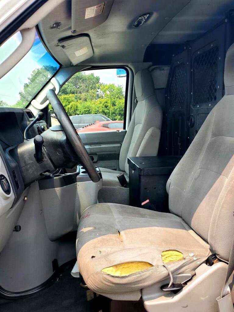 Used 2011 Ford E-250 and Econoline 250 w/ PWR Group image 8