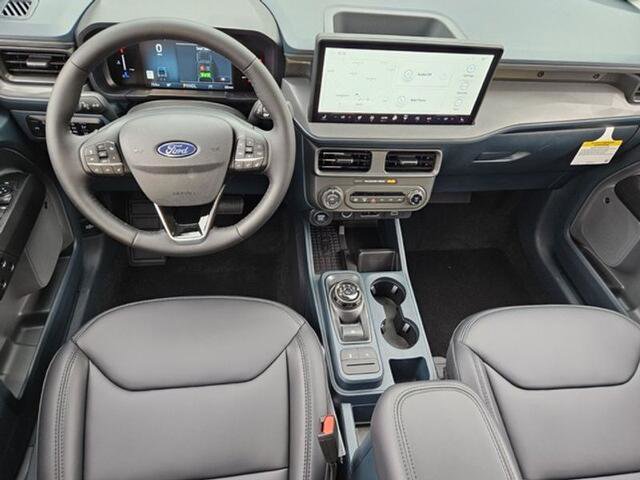 New 2025 Ford Maverick Lariat w/ Black Appearance Package image 39