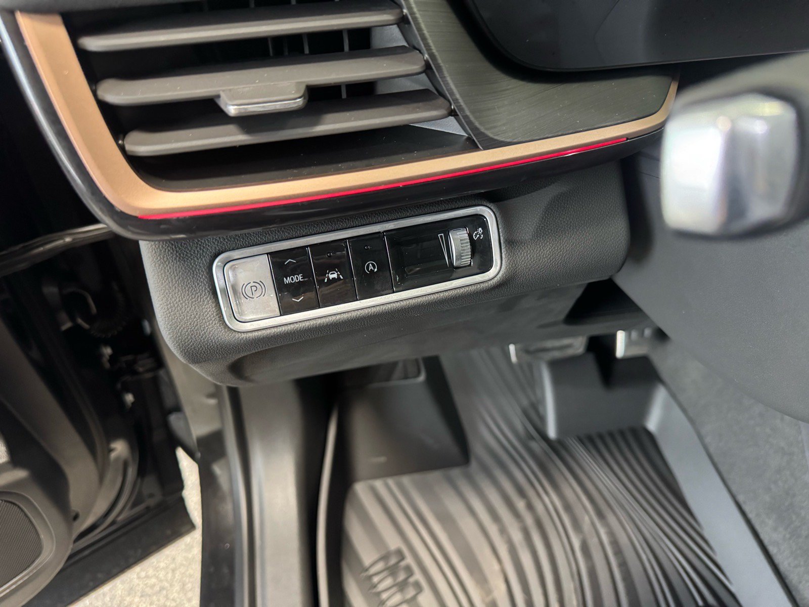 New 2026 Buick Envision Sport Touring AWD/4WD image 16