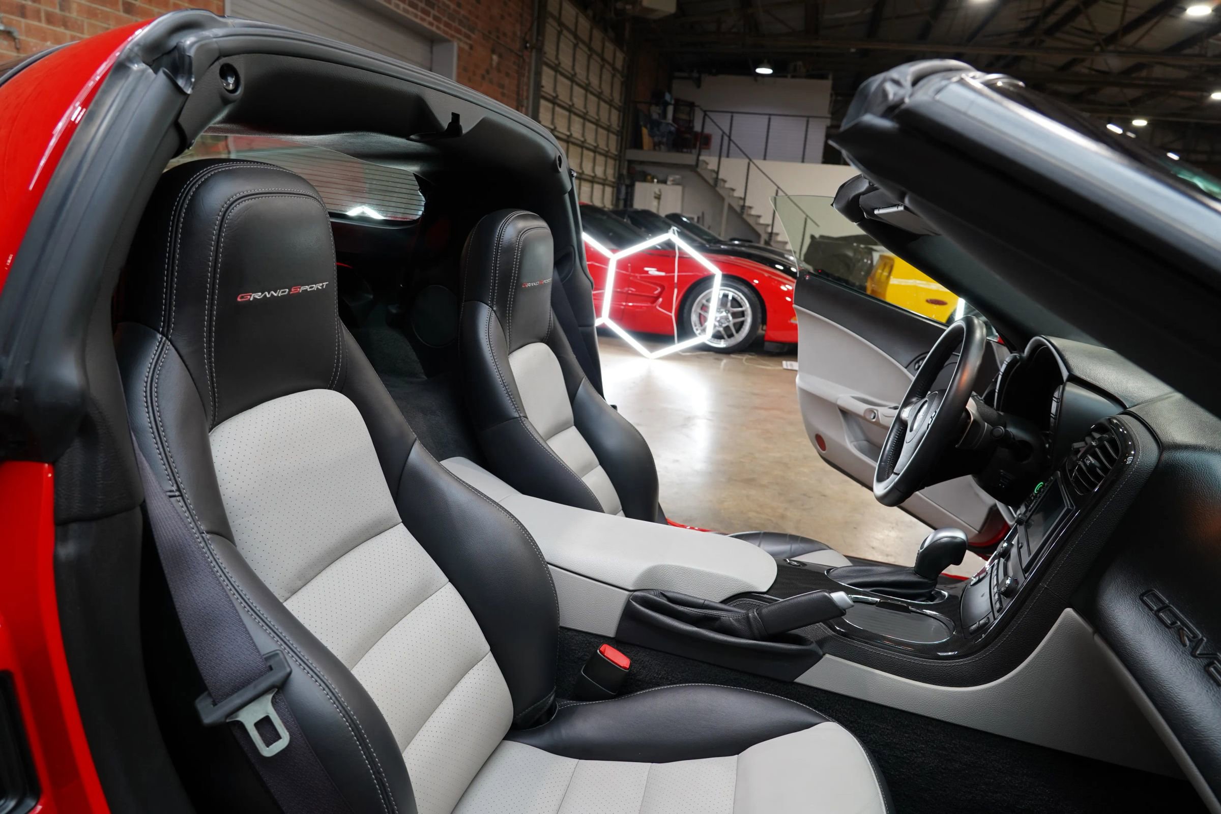 Used 2011 Chevrolet Corvette Grand Sport w/ Preferred Equipment Group image 44