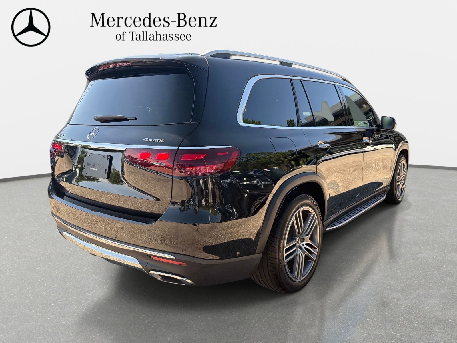 Used 2024 Mercedes-Benz GLS 450 4MATIC image 5