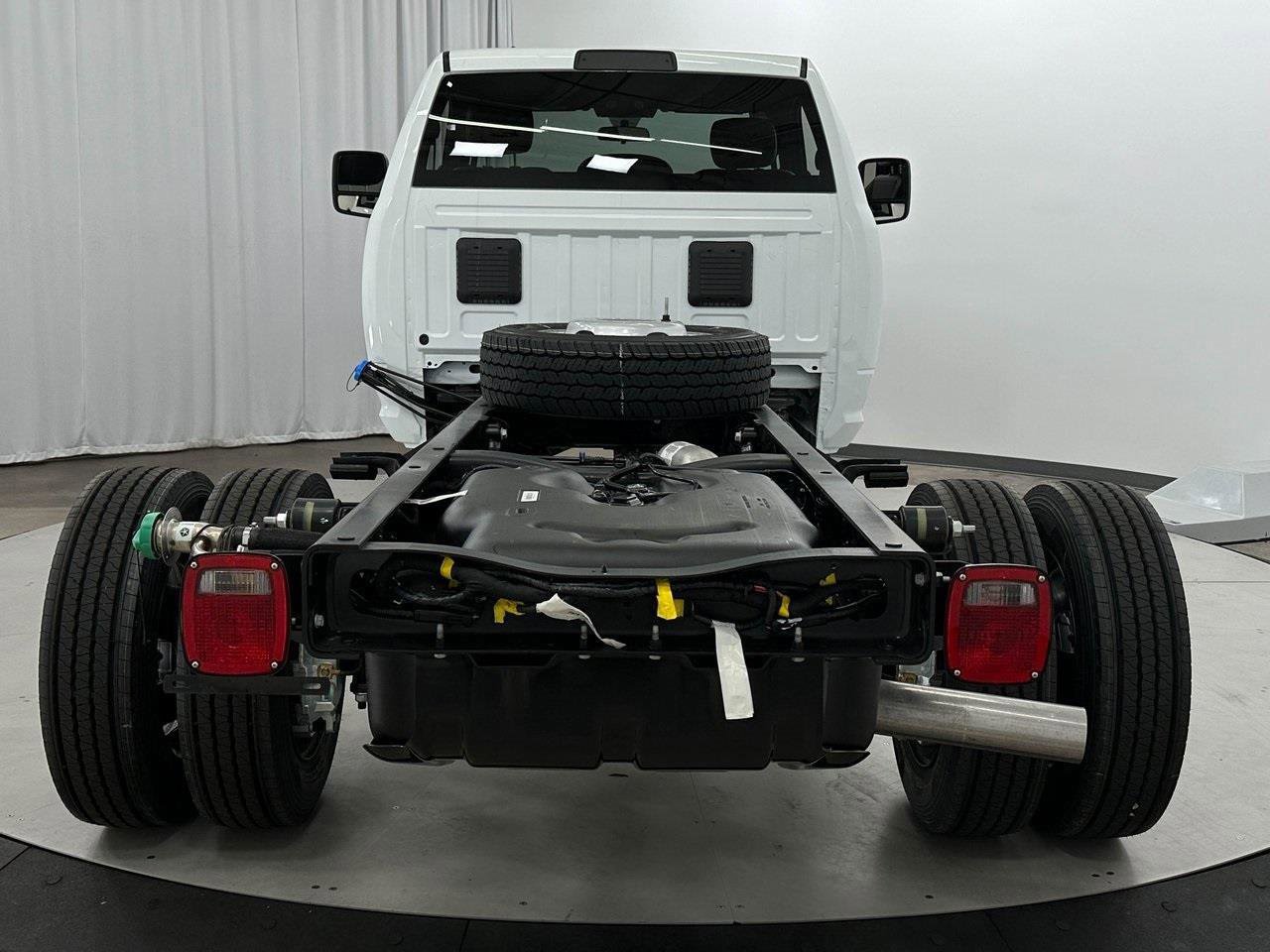 New 2024 RAM 5500 Tradesman image 16
