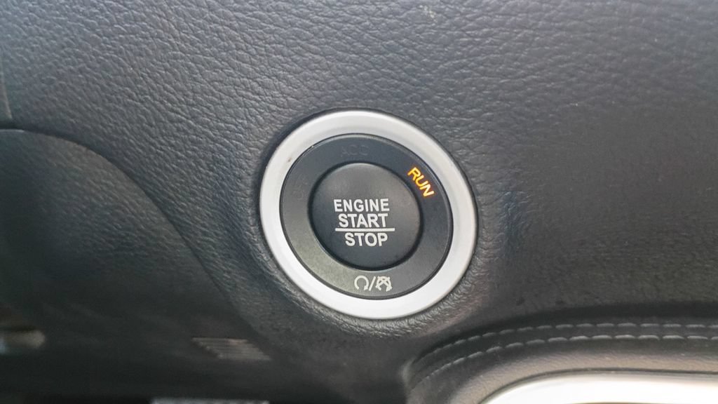 Used 2016 Dodge Challenger SXT Plus RWD image 30