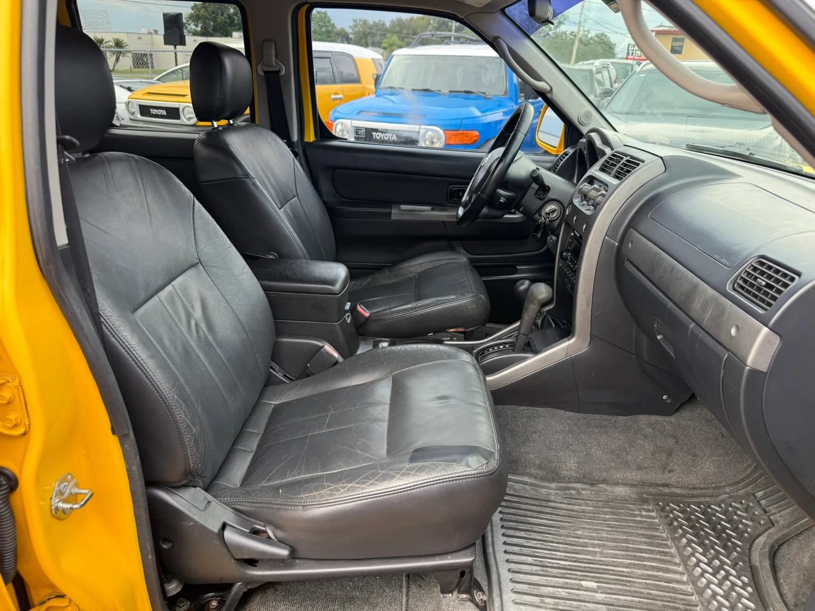 Used 2003 Nissan Frontier SE AWD/4WD image 13