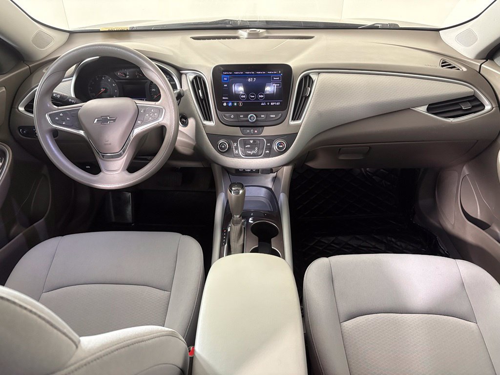 Used 2020 Chevrolet Malibu LS FWD image 31