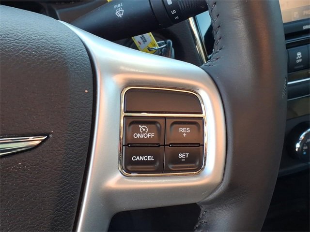 Used 2013 Chrysler 200 Limited w/ Sun/Sound Group image 16