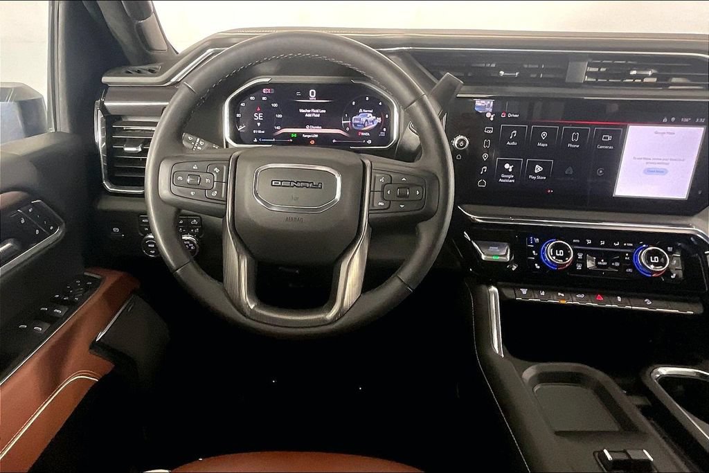 Used 2026 GMC Sierra 2500 Denali Ultimate AWD/4WD image 8