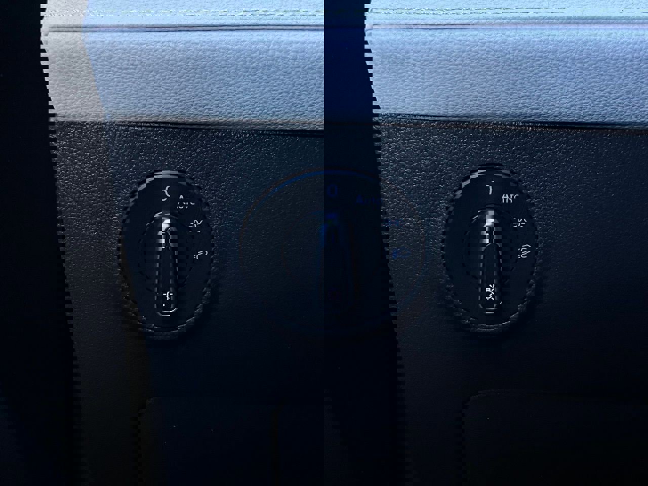 Used 2025 Volkswagen Taos S image 20