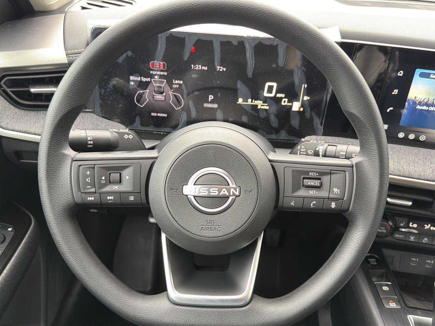 New 2027 Nissan Kicks SV AWD/4WD image 16