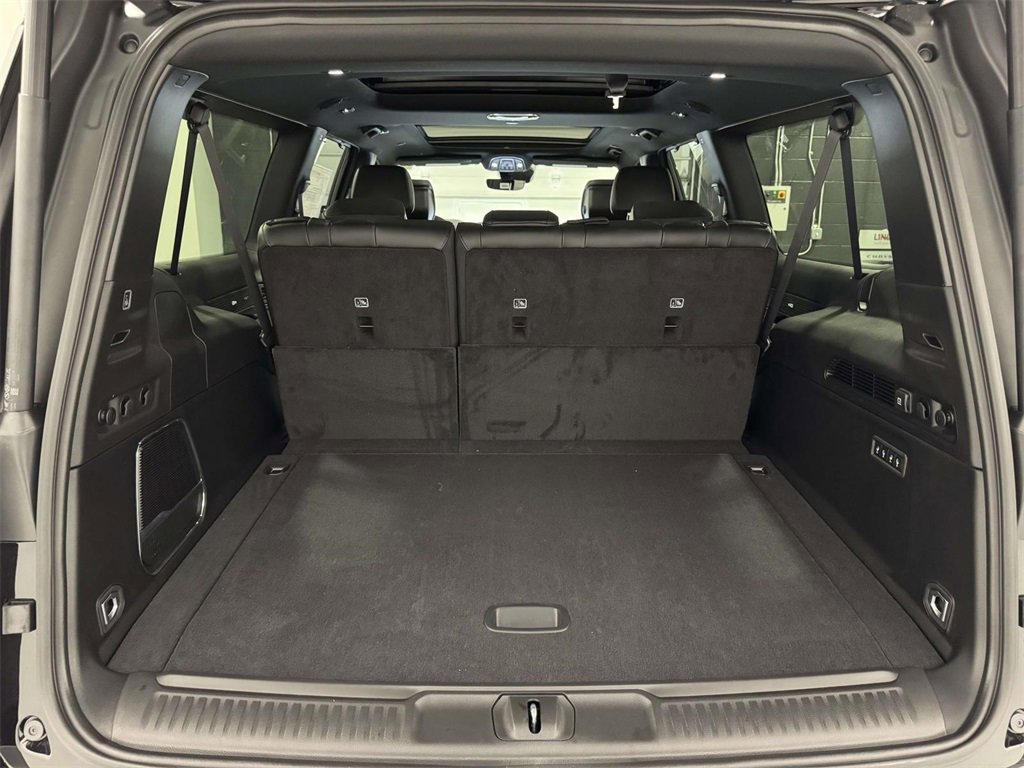 New 2026 Jeep Grand Wagoneer L Limited image 30