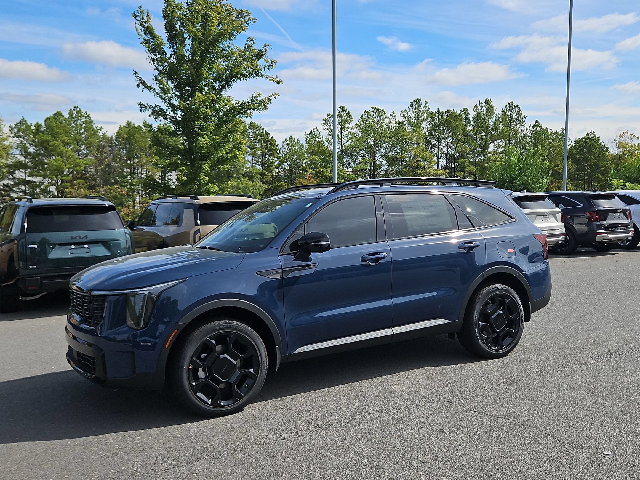 New 2026 Kia Sorento EX FWD image 3