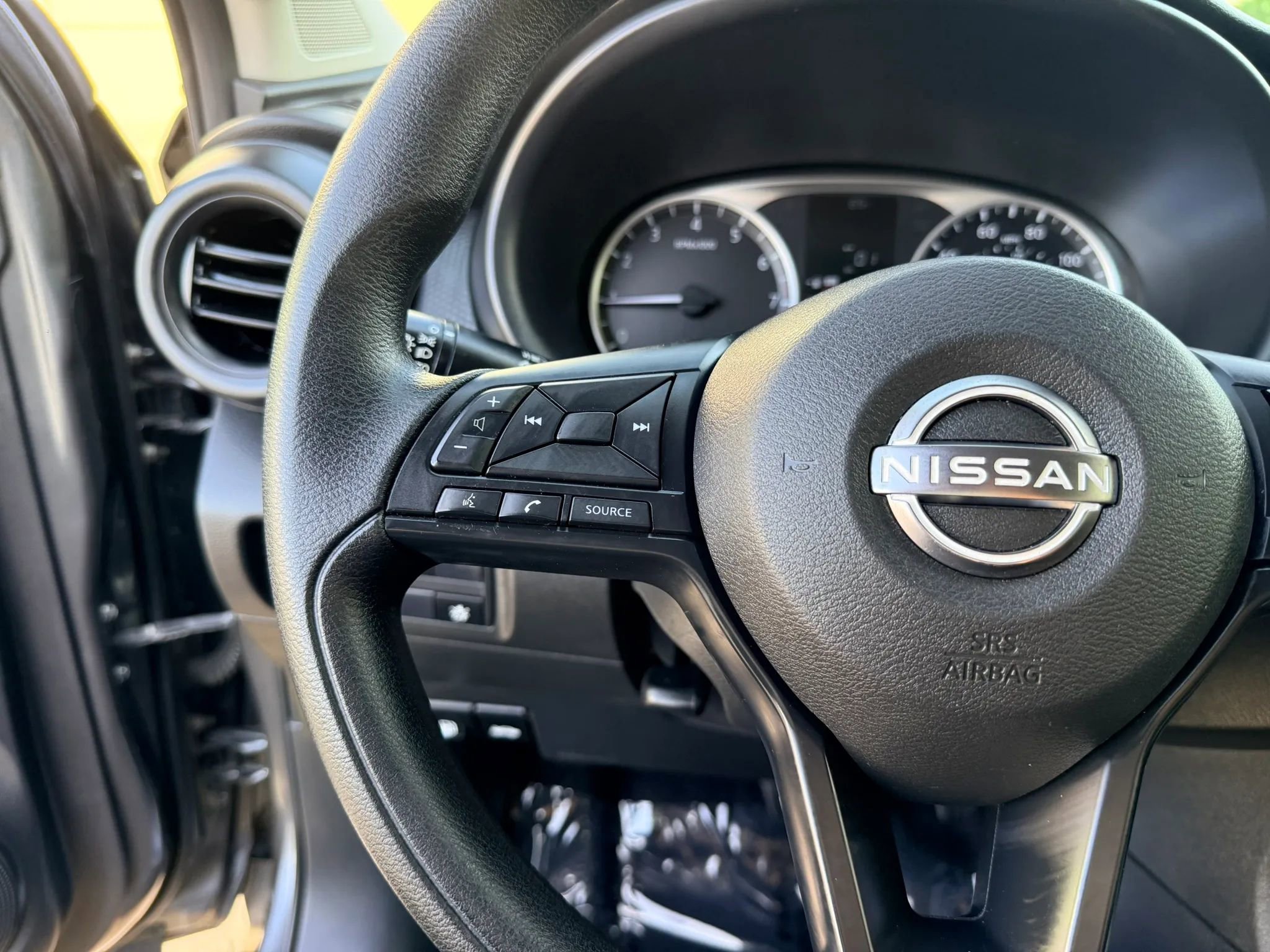 Used 2024 Nissan Kicks S FWD image 21
