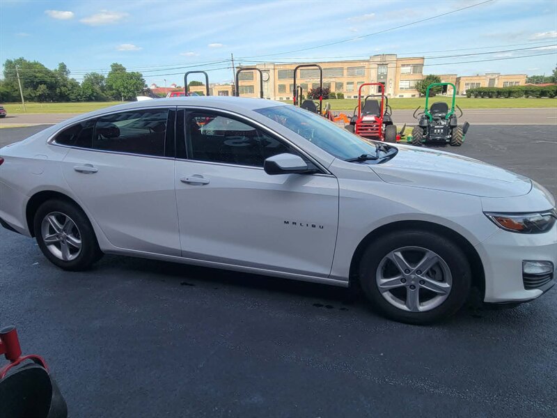 Used 2024 Chevrolet Malibu LT FWD image 7