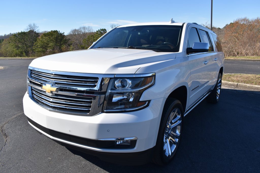 Used 2020 Chevrolet Suburban Premier w/ Premier Plus Edition image 2