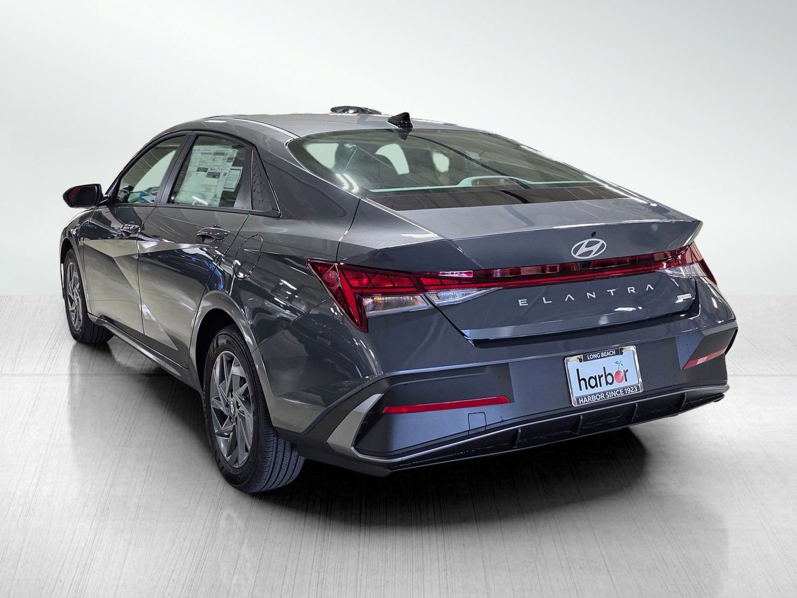 New 2026 Hyundai Elantra Blue FWD image 5