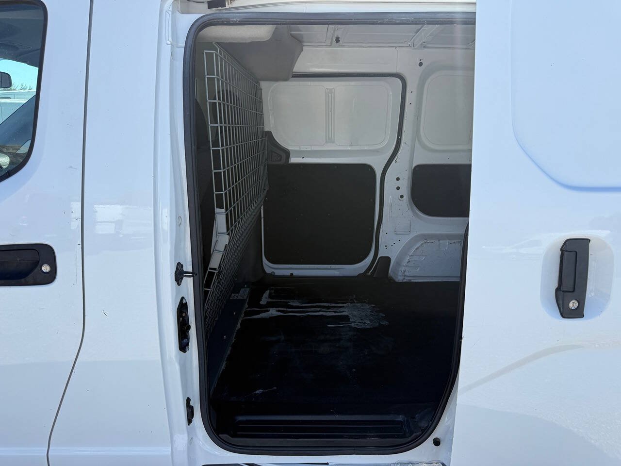 Used 2018 Nissan NV200 S w/ Back Door Glass Package FWD image 21