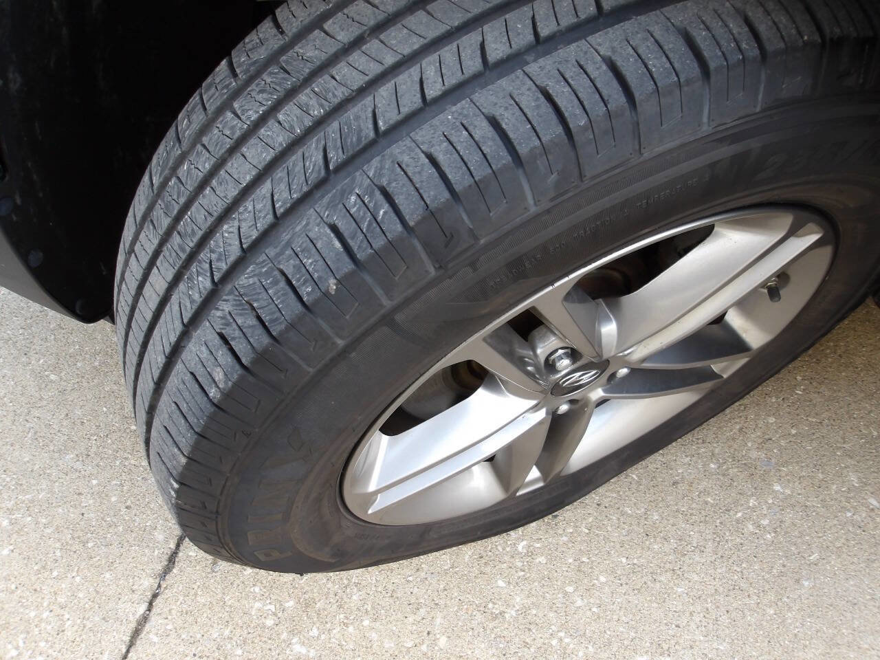Used 2017 Hyundai Santa Fe Sport AWD/4WD image 40