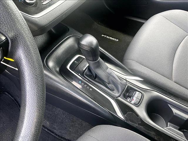 Used 2020 Toyota Corolla LE FWD image 15