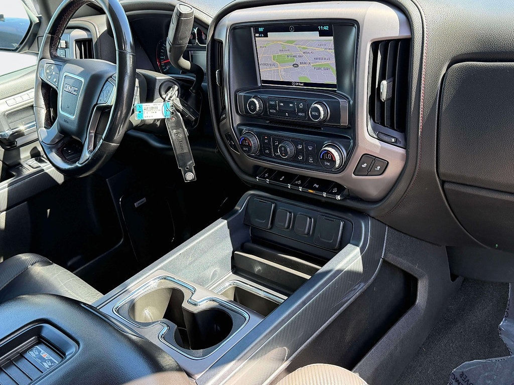 Used 2018 GMC Sierra 1500 SLT AWD/4WD image 33