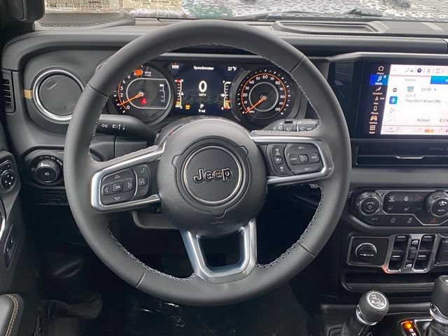 New 2026 Jeep Wrangler Unlimited Sahara AWD/4WD image 37