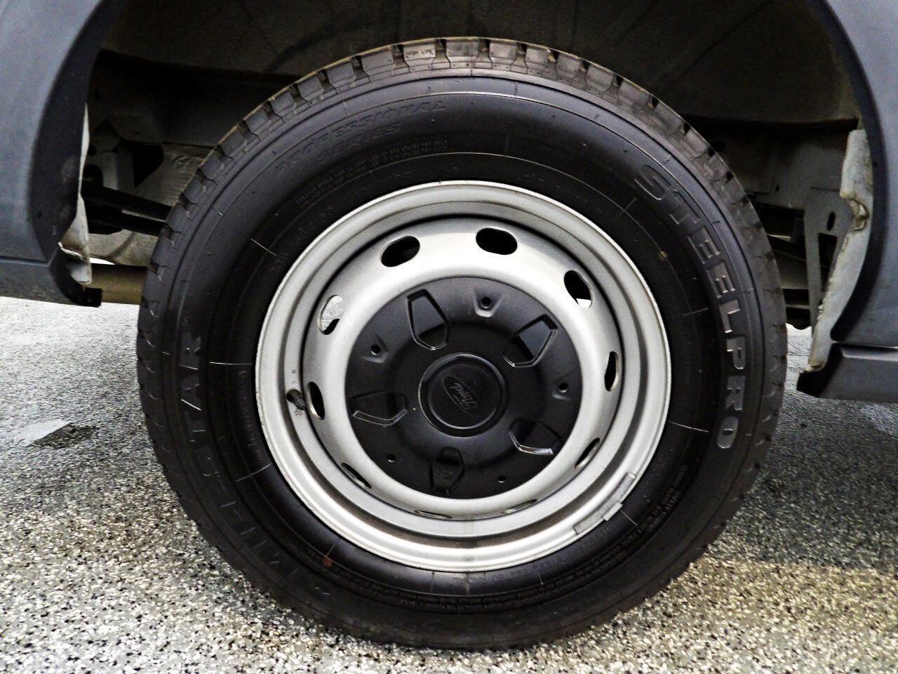 Used 2018 Ford Transit 350 XL RWD image 20
