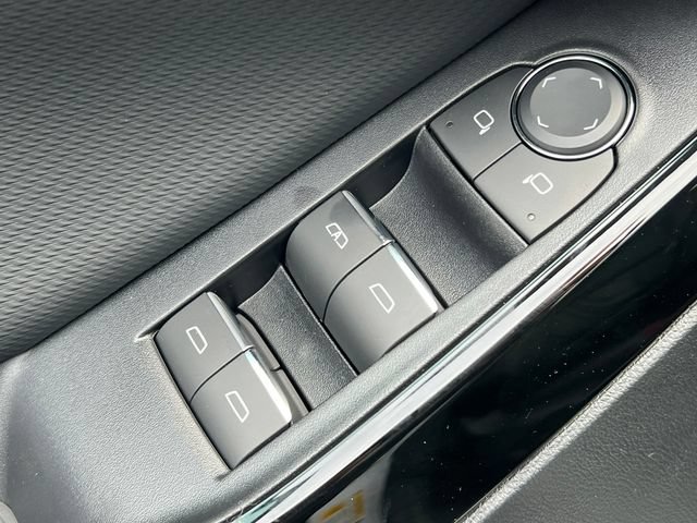 New 2027 Chevrolet Equinox RS w/ Safety and Technology Package AWD/4WD image 15