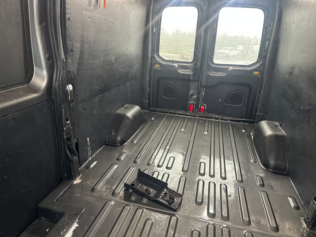 Used 2018 Ford Transit 250 148 Medium Roof w/ Interior Upgrade Package RWD image 20