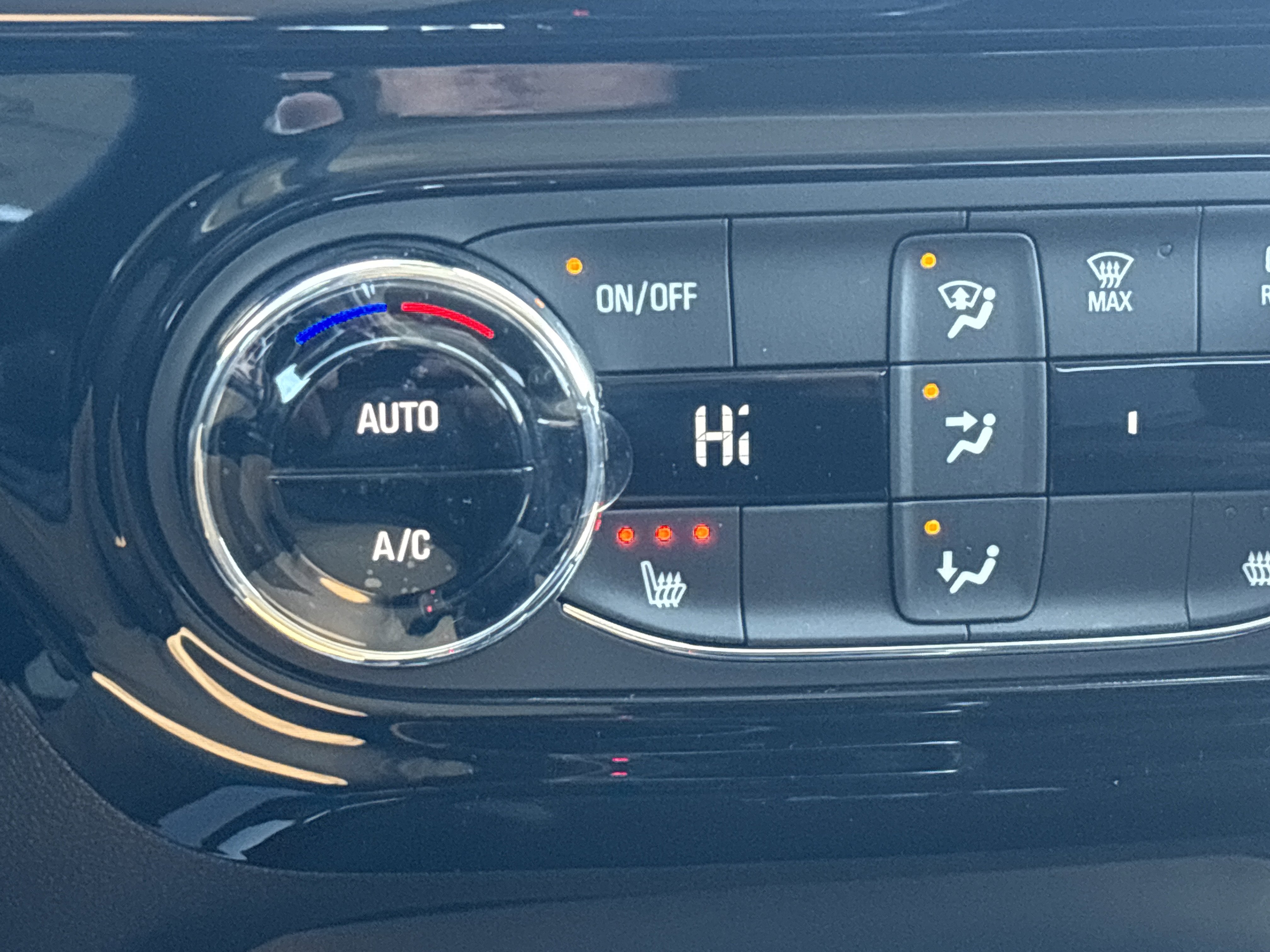 New 2026 Chevrolet Trax ACTIV w/ Sunroof Package image 28