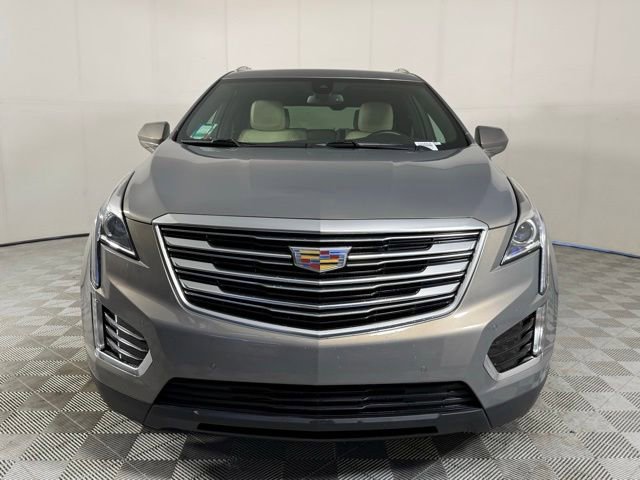 Used 2018 Cadillac XT5 Luxury w/ Driver Awareness Package AWD/4WD image 11
