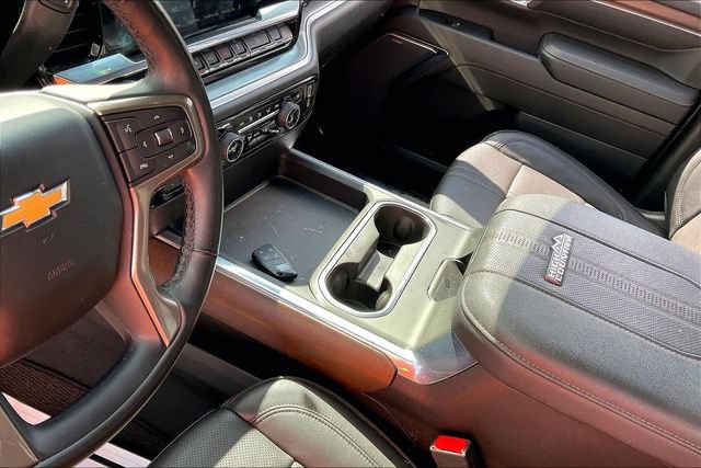 Certified 2024 Chevrolet Silverado 2500 High Country w/ High Country Premium Package AWD/4WD image 17