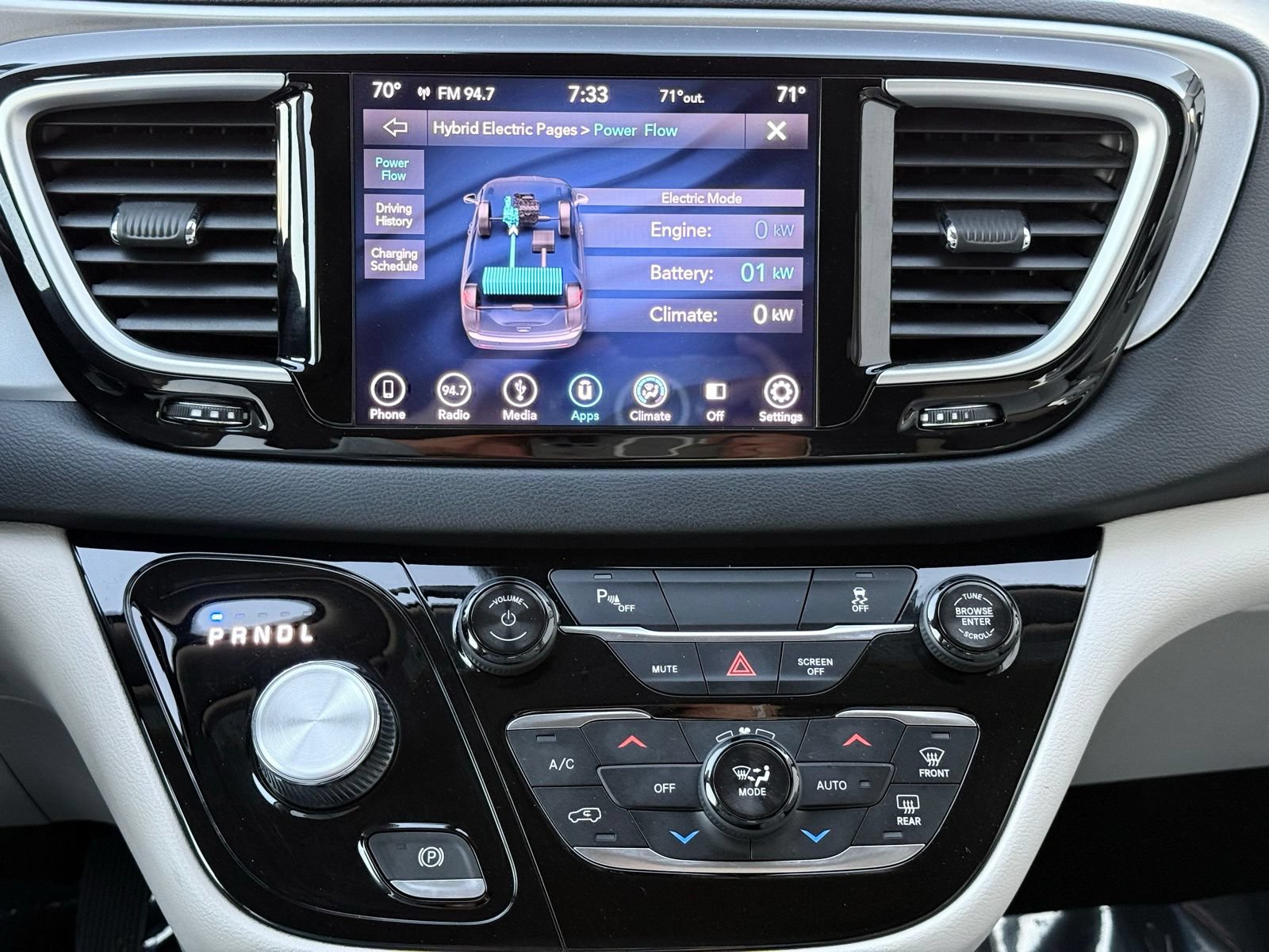 Used 2018 Chrysler Pacifica Touring Plus FWD image 38