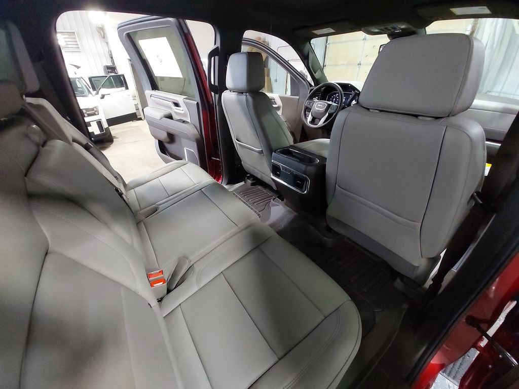 New 2026 GMC Sierra 3500 SLT w/ SLT Premium Package AWD/4WD image 11