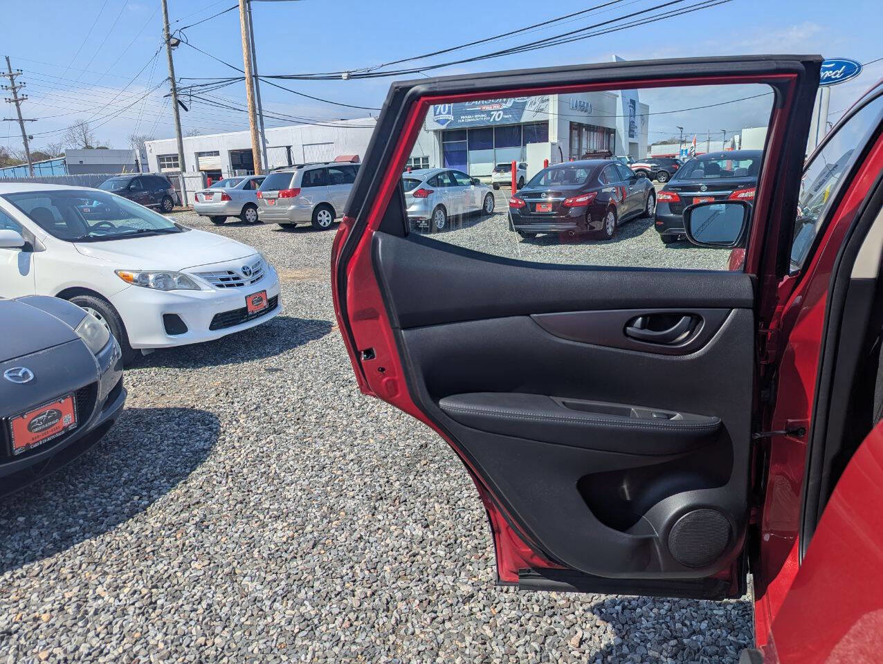 Used 2018 Nissan Rogue Sport S w/ S Appearance Package image 12