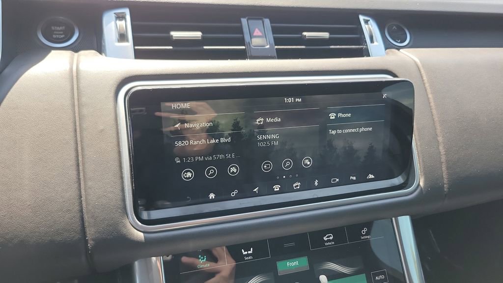 Used 2020 Land Rover Range Rover Sport HST image 25