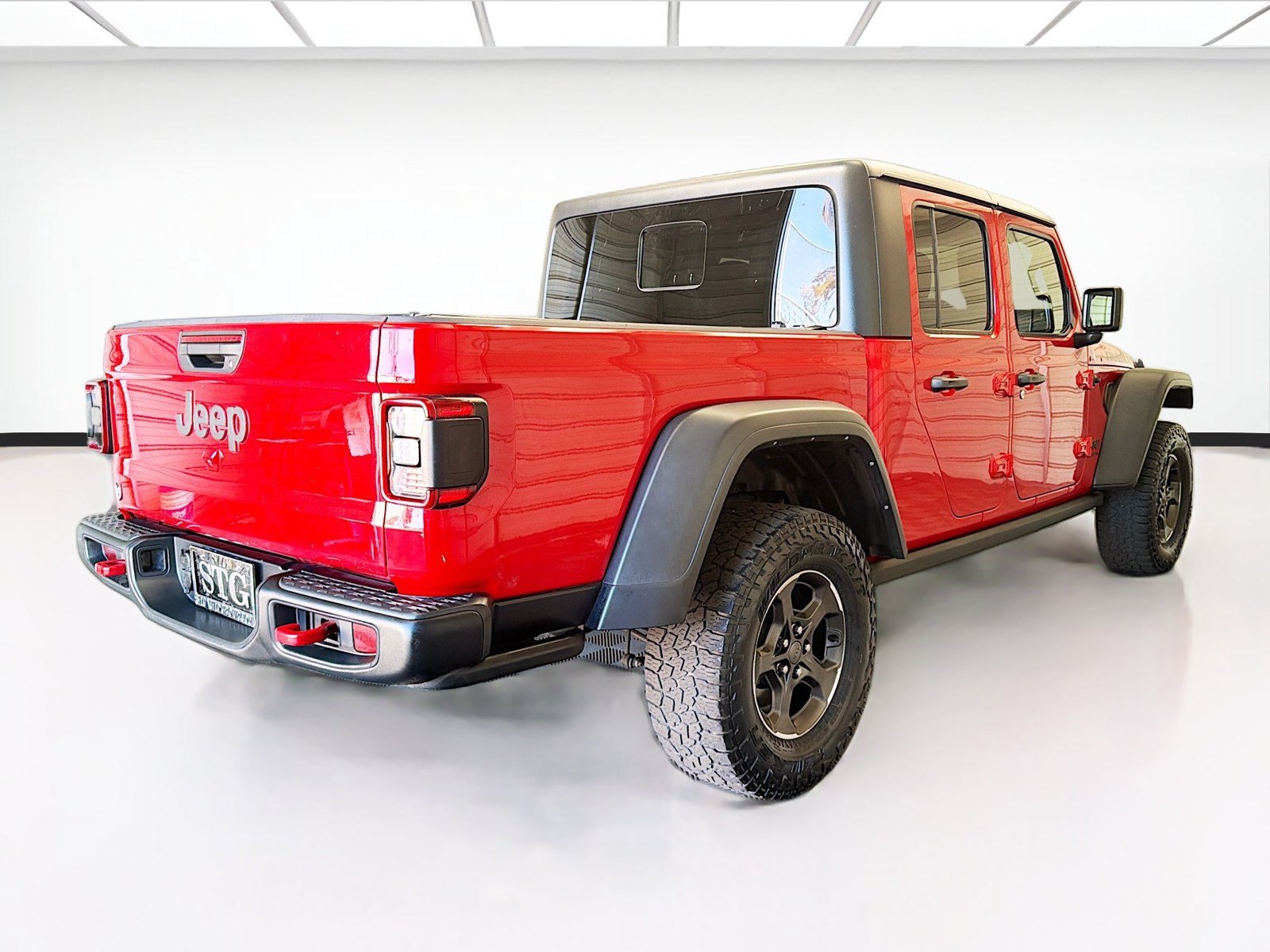 Used 2021 Jeep Gladiator Rubicon AWD/4WD image 4