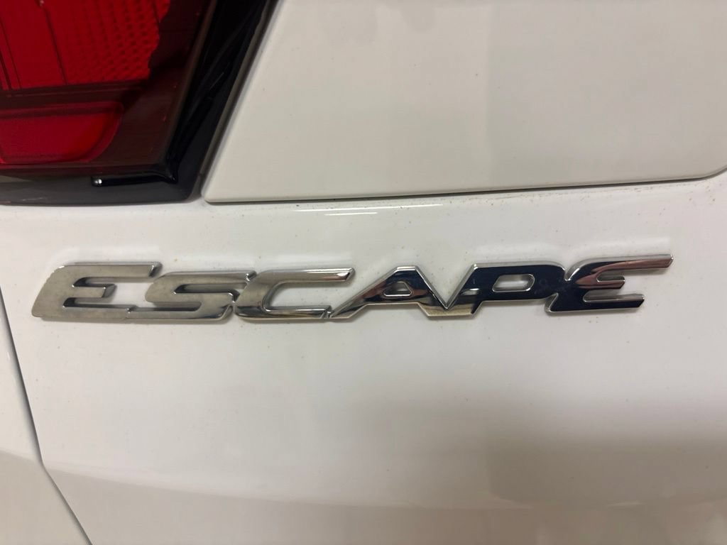 Used 2019 Ford Escape SEL AWD/4WD image 8