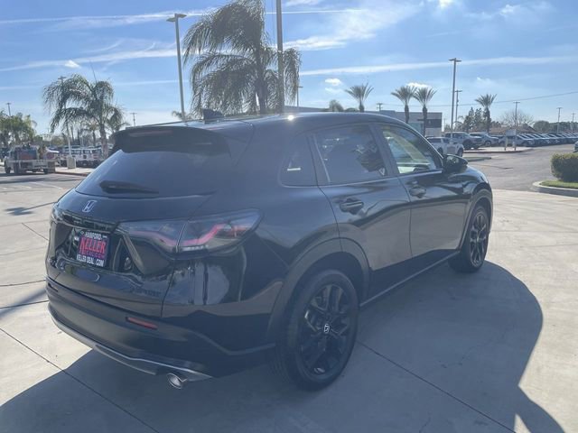 Used 2025 Honda HR-V Sport image 8